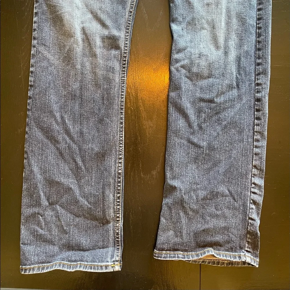 FREE in Bundle Wrangler Jenas Medium Fit Dark Wash SIZE ESTIMATED